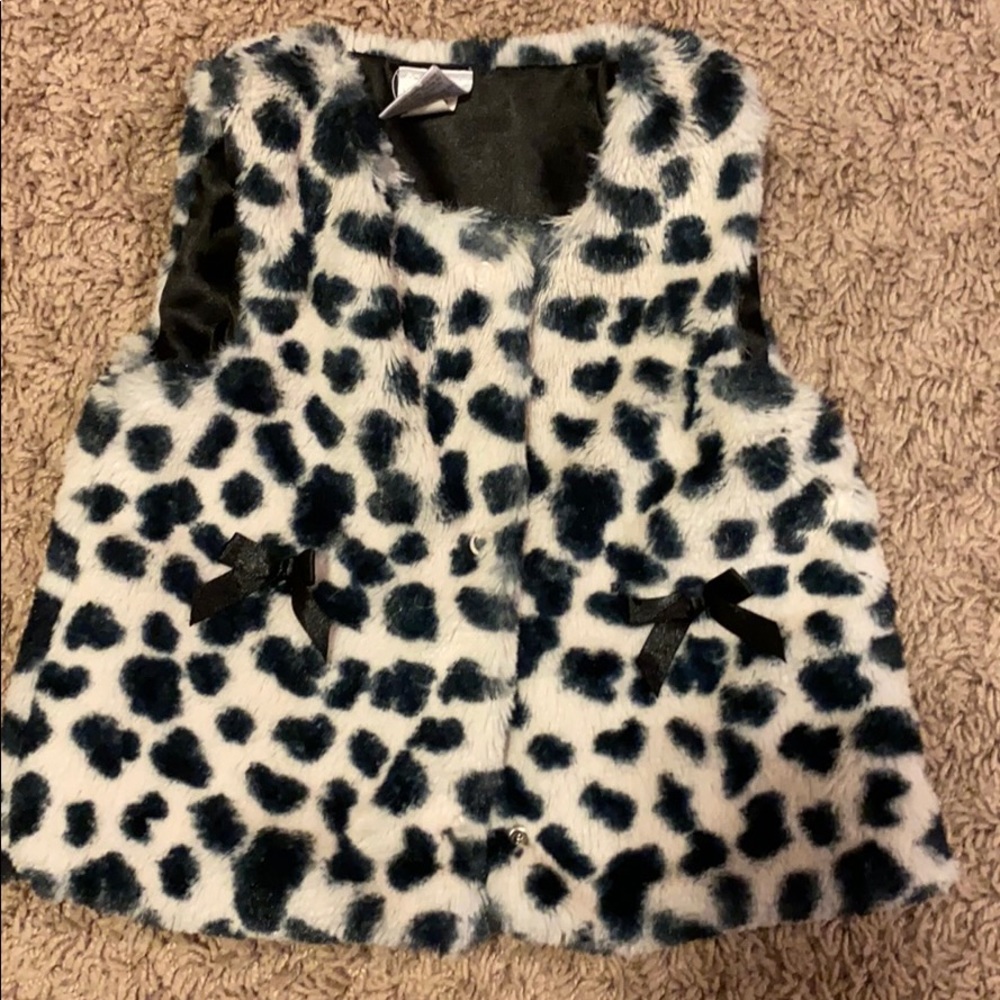 Infant leopard print vest. Sz 3-6 mo